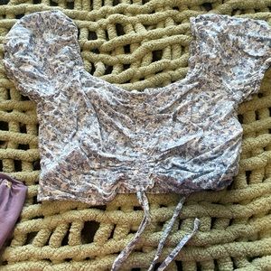 cute hollister cropped blouse